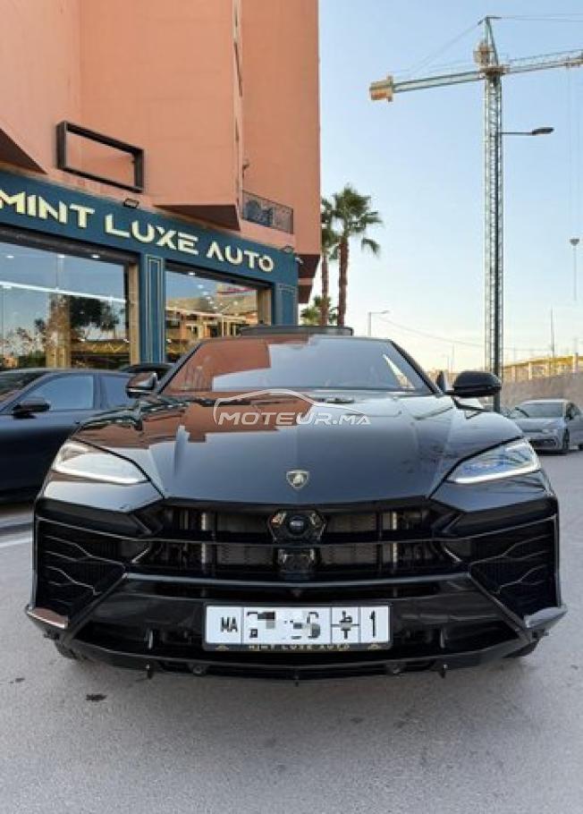 LAMBORGHINI URUS SE V8 hyrbid