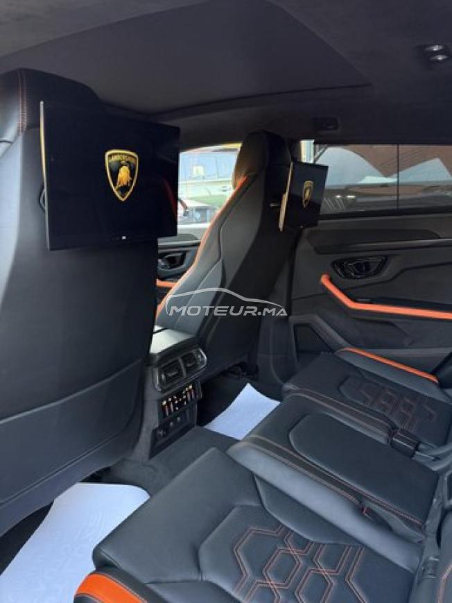 LAMBORGHINI URUS SE V8 hyrbid