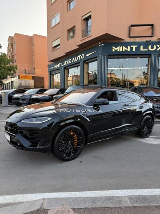 LAMBORGHINI URUS SE V8 hyrbid