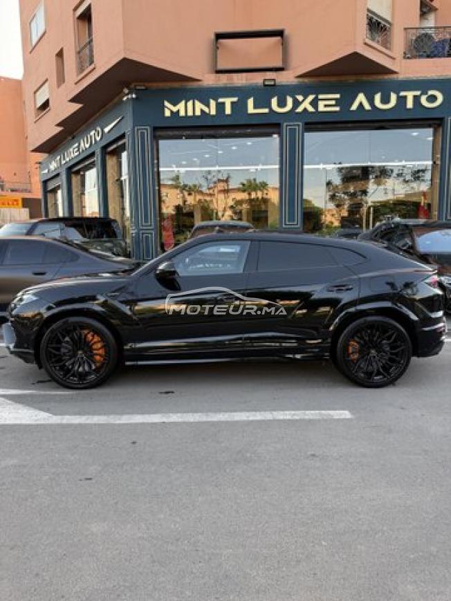LAMBORGHINI URUS SE V8 hyrbid