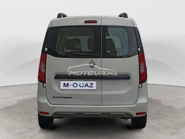 RENAULT. Express