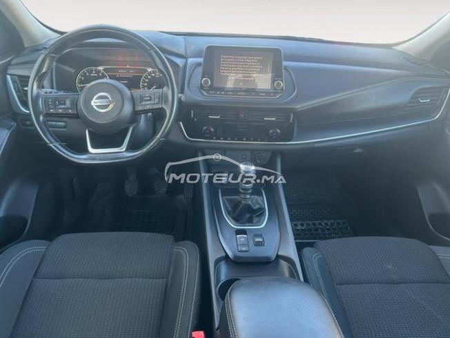 NISSAN. Qashqai
