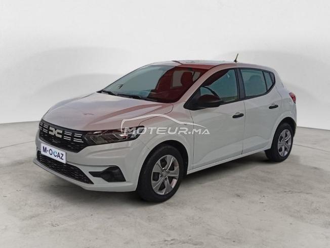DACIA. Sandero