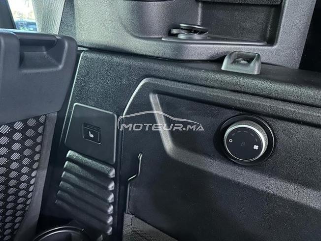 Land Rover - Defender 2021