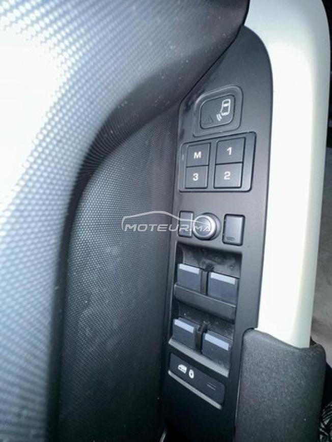 Land Rover - Defender 2021