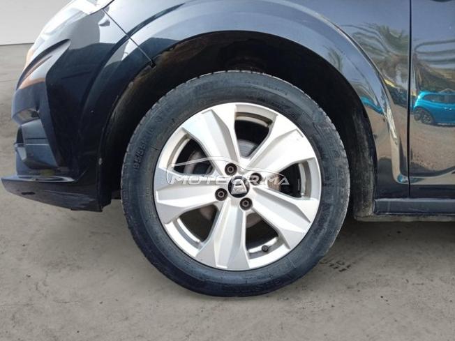 DACIA. Logan