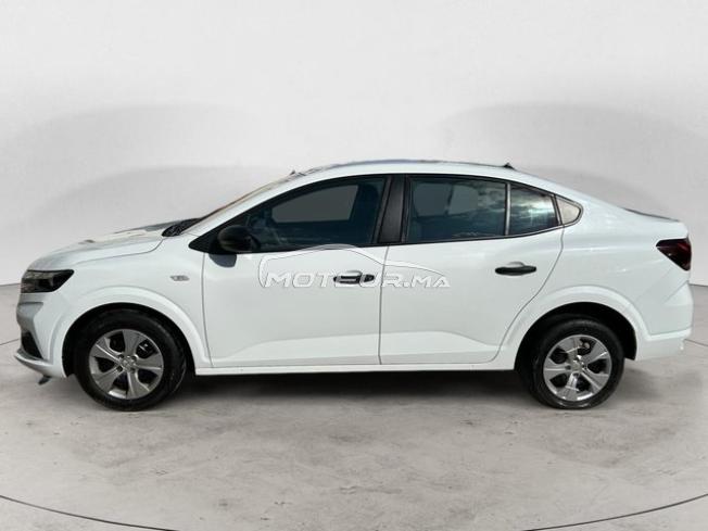 DACIA. Logan