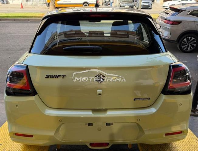 Suzuki Swift Essence MHEV