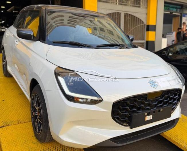 Suzuki Swift Essence MHEV