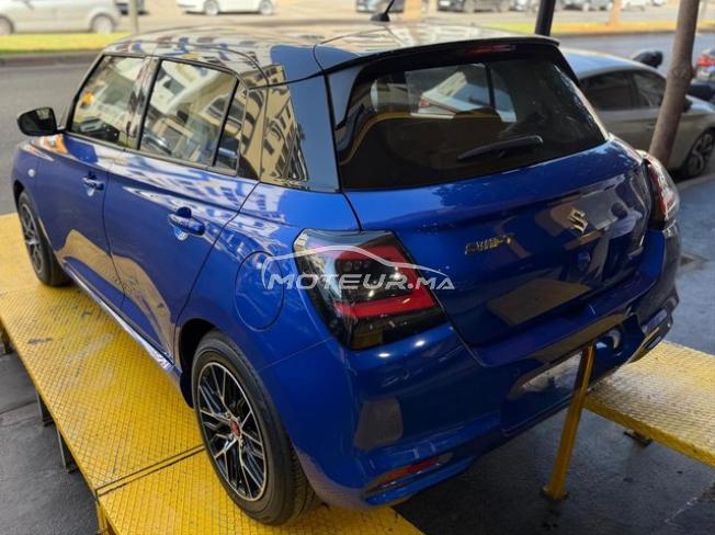 Suzuki Swift Essence MHEV