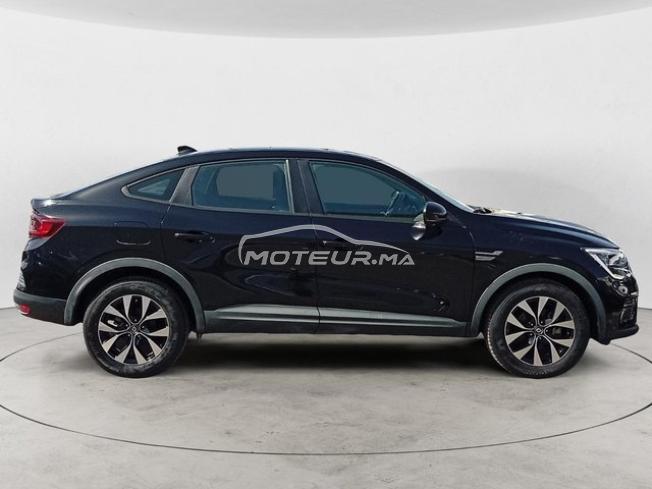 RENAULT. Arkana
