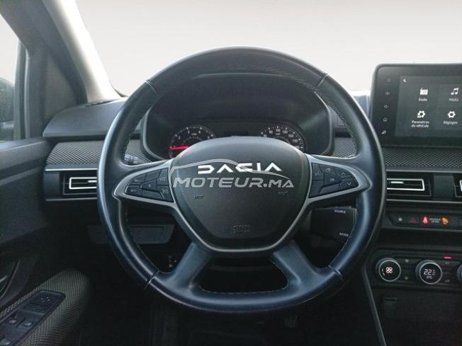 DACIA. Logan