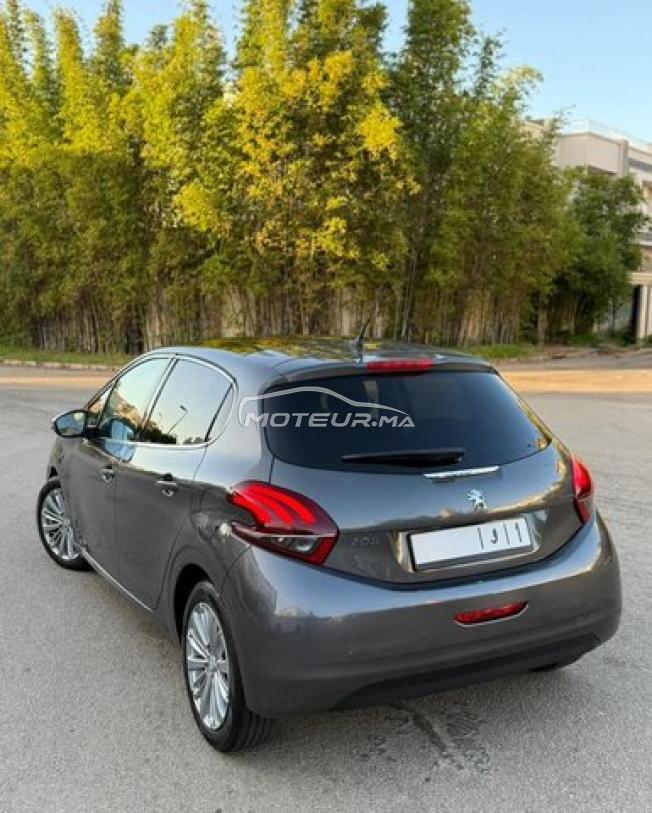 Peugeot 208 White Édition 2019❣️