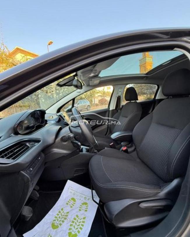 Peugeot 208 White Édition 2019❣️