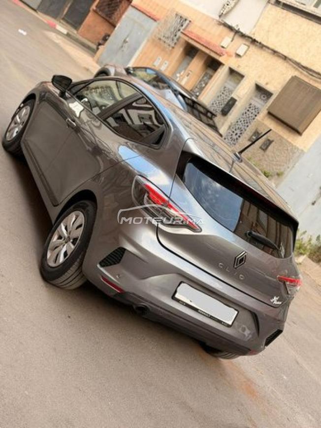 clio 5 essence