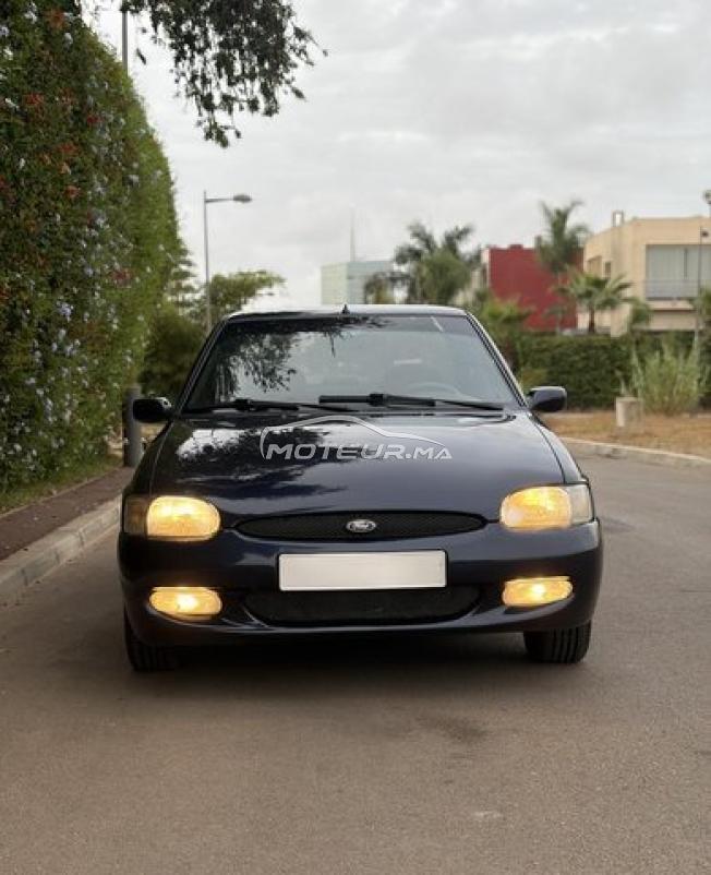 ford escort model 2000 essence A rabat