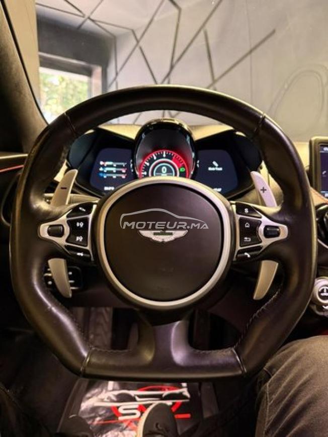 ASTON MARTIN VANTAGE