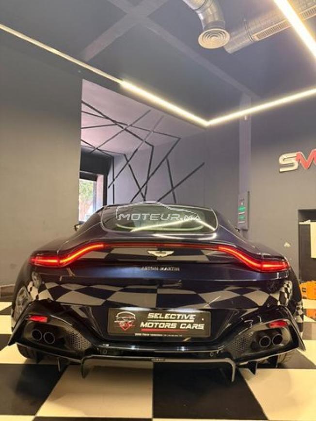 ASTON MARTIN VANTAGE