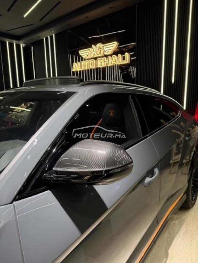 Lamborghini urus se 