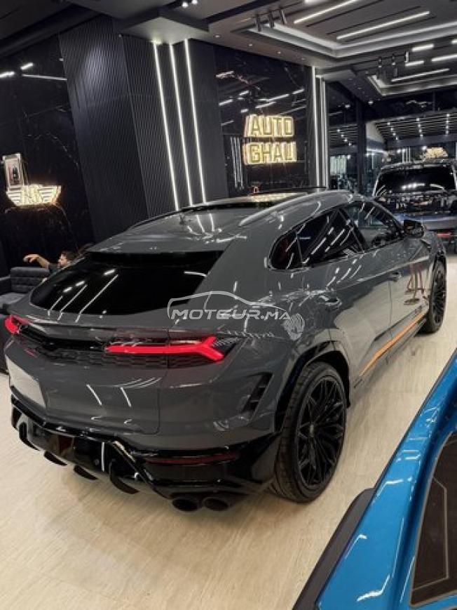 Lamborghini urus se 