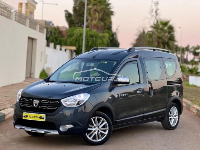 Dacia dokker stepway Diesel manuelle 2021 à Salé
