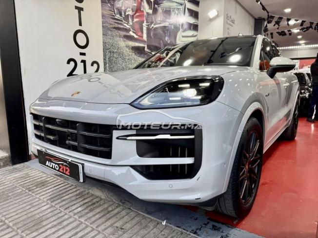 PORSCHE Cayenne Hybrid 2025