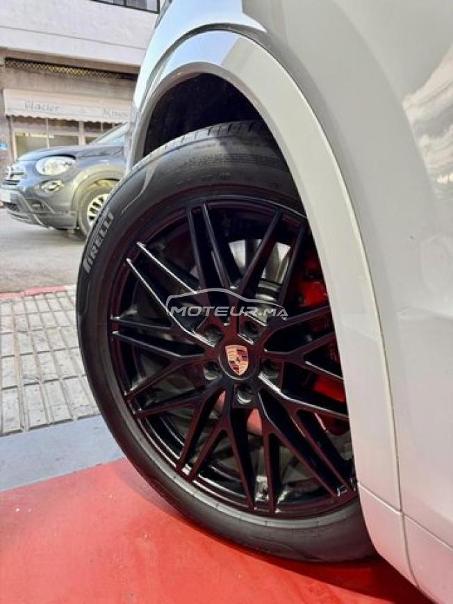 PORSCHE Cayenne Hybrid 2025