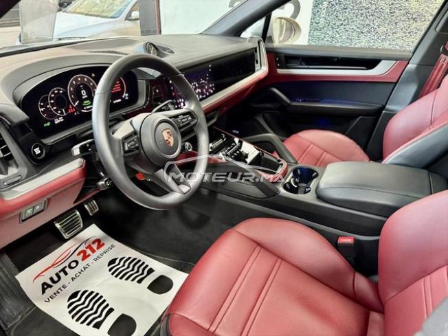 PORSCHE Cayenne Hybrid 2025