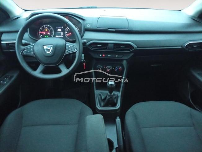 DACIA. Sandero
