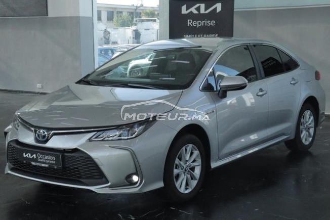 TOYOTA Corolla Prestige