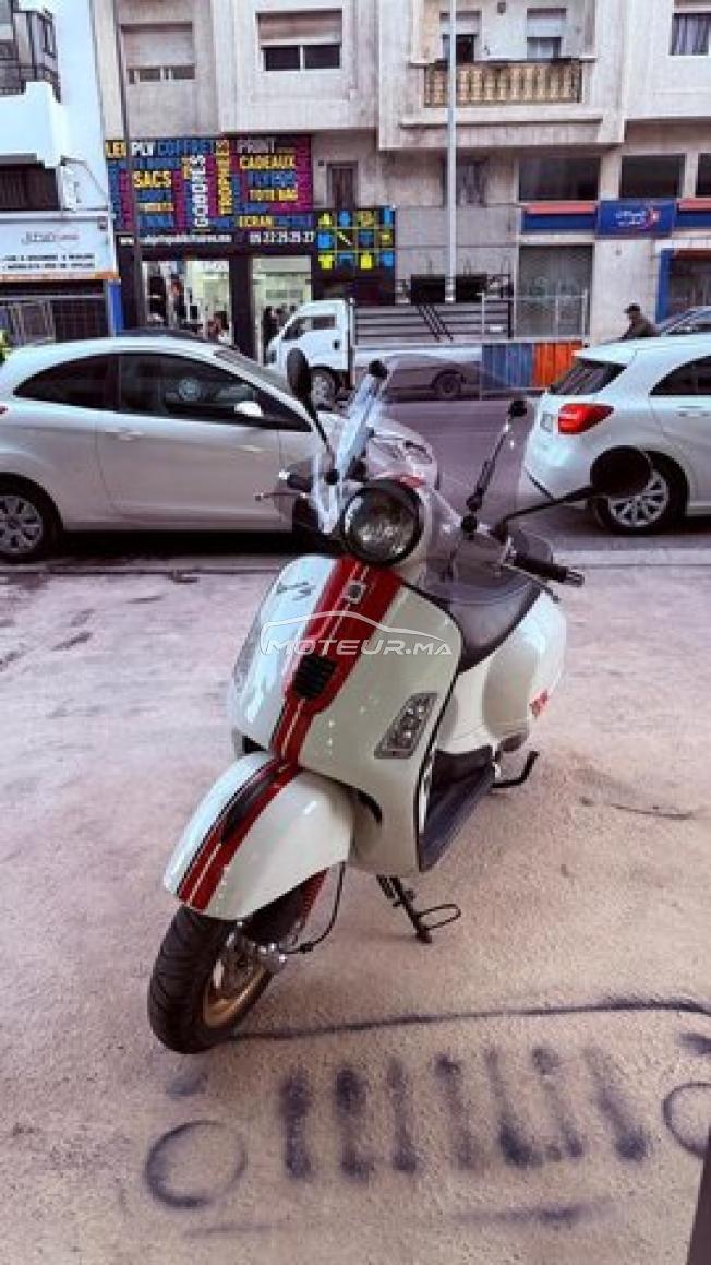 Vespa 300 GTS Street Race 