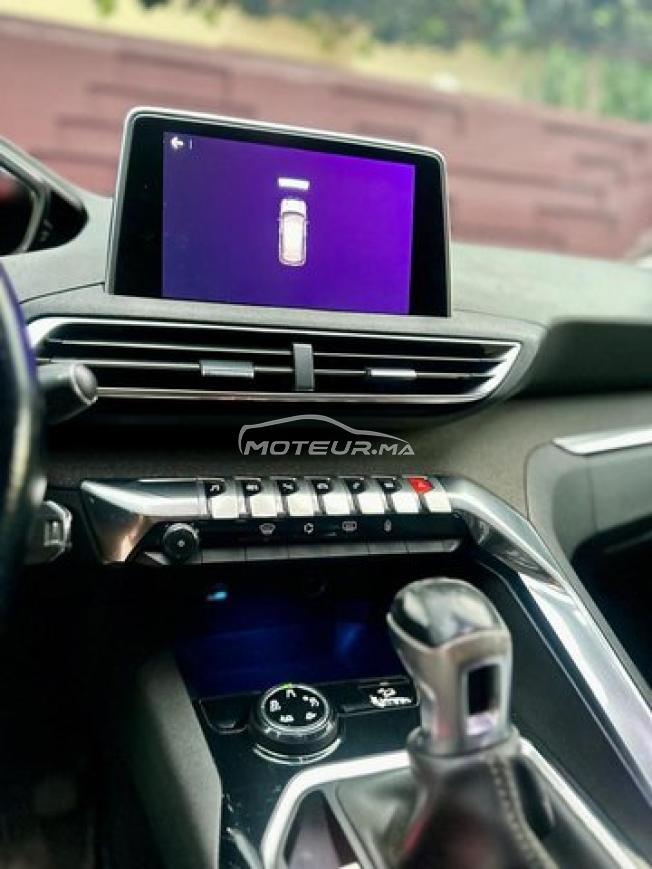 PEUGEOT 3008 01-2018 Manuelle à Marrakech 