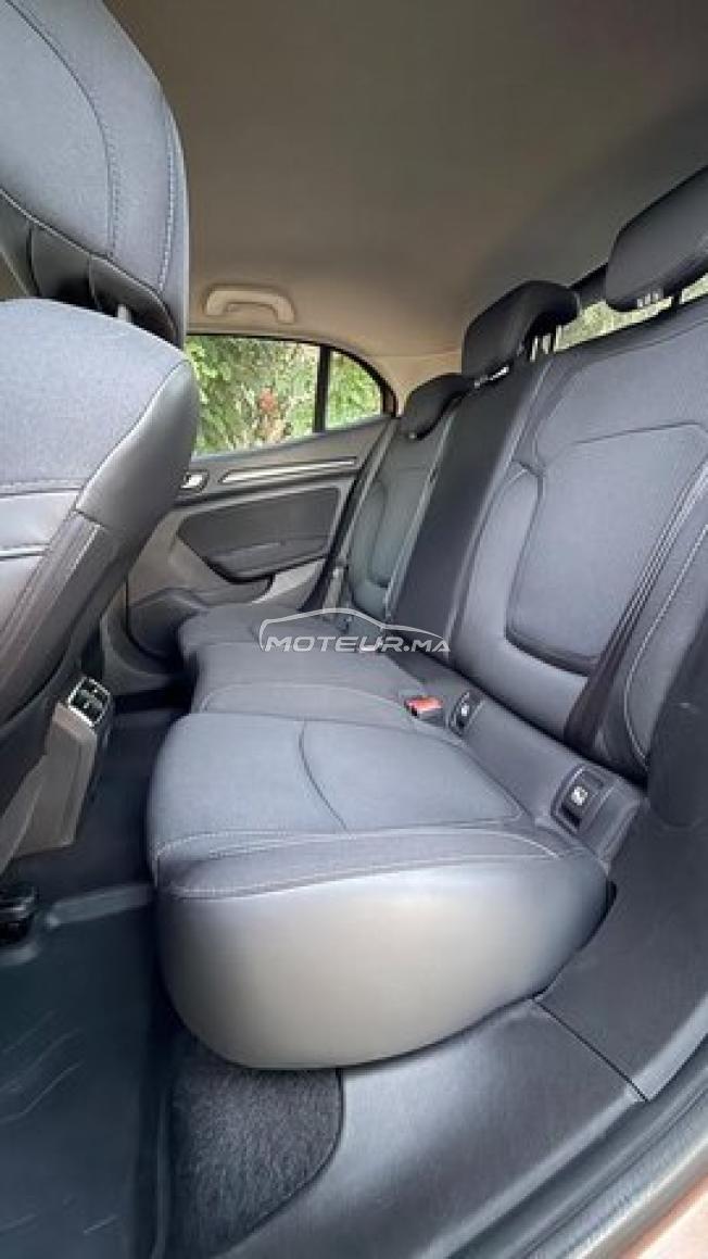 RENAULT MEGANE 4 