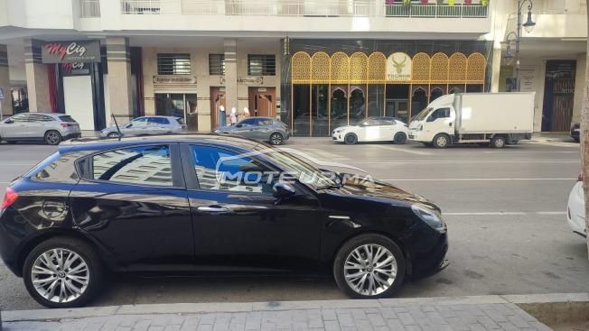 alfa Roméo giulietta diesel boite auto  bonne etat.