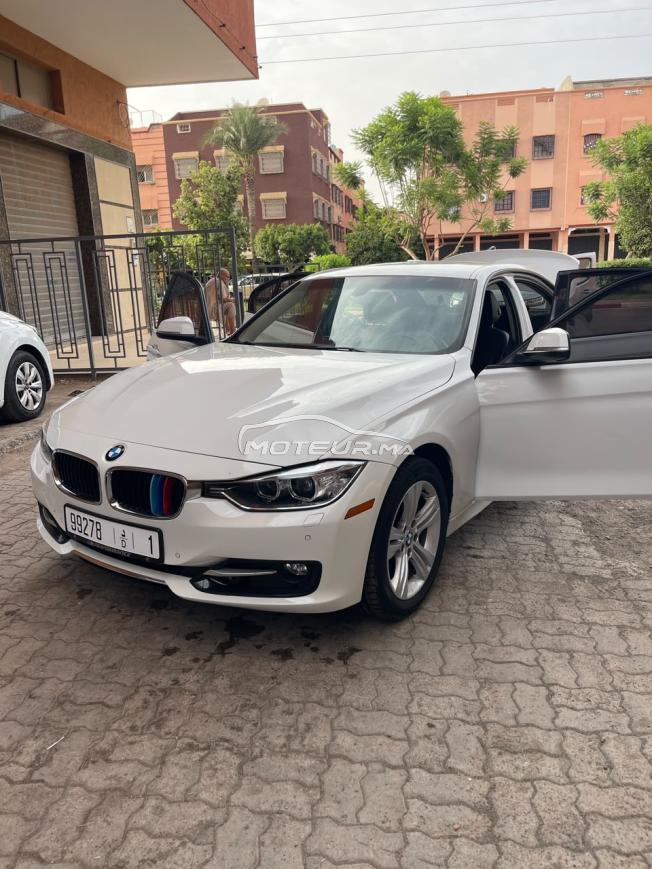 BMW Série 320d Pack Sport, modèle 2014, en très bon état général, voiture propre et bien entretenue.