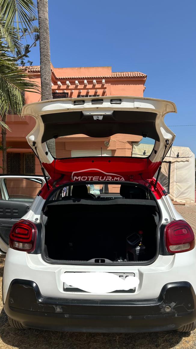 Je vends une Citroën C3 de 2018 en très bon état. - Kilométrage : 170 000 km - Marque : Citroën - Modèle : C3 - Année-Modèle : 2018 - Puissance fiscal