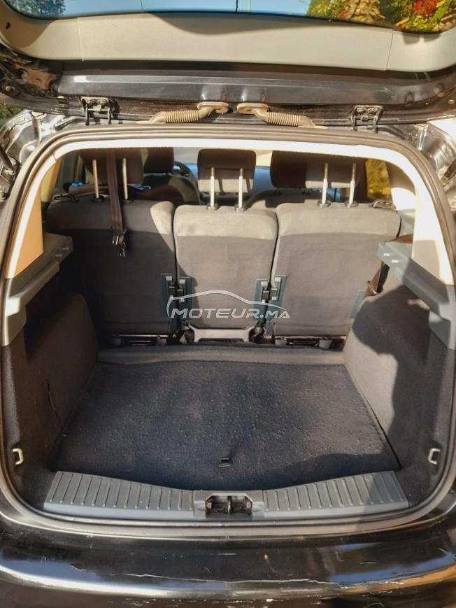 voiture spacieuse FORD CMAX