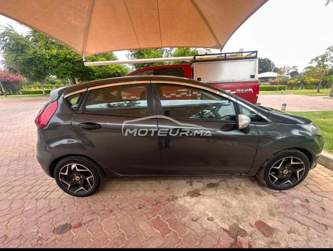 Ford Fiesta model 2013 essence  Clima  Bon état