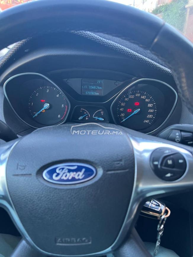 FORD FOCUS EN BON ETAT