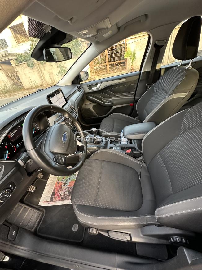 Ford focus model fin 2022/12 diesel 6cv en excellent état