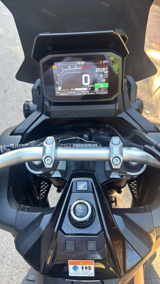X adv 750 2024 a vendre