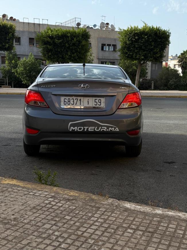 Hyundai accent  diesel  2016  200000km 2éme main  Boîte automatique