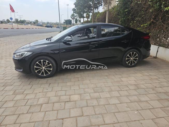 Hyundai elantra 2018 propre et faible consommation