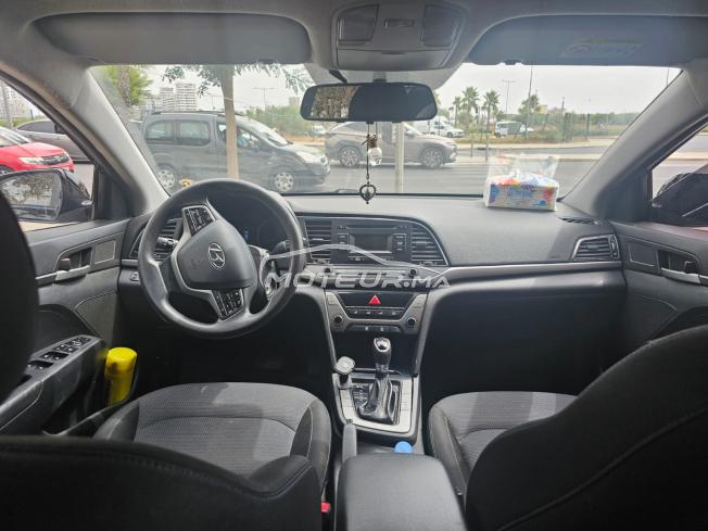 Hyundai elantra 2018 propre et faible consommation