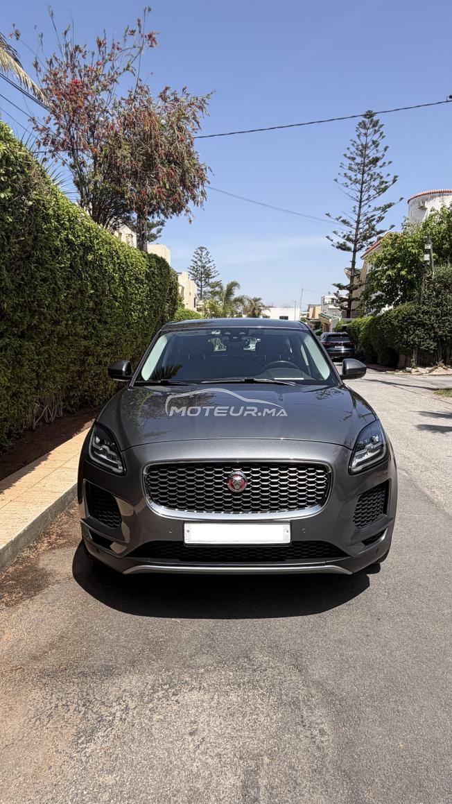 Jaguar E-Pace – Excellent état – 1ère main – Toit panoramique ouvrant