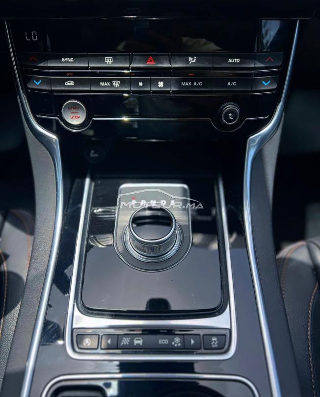Jaguar xe 2016 tres bon état