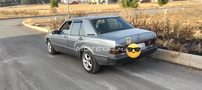 Mercedes 190 état normal