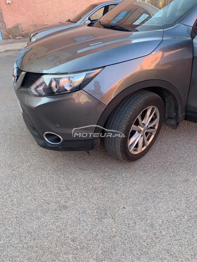 Nissan qashqai 2015 comme neuf