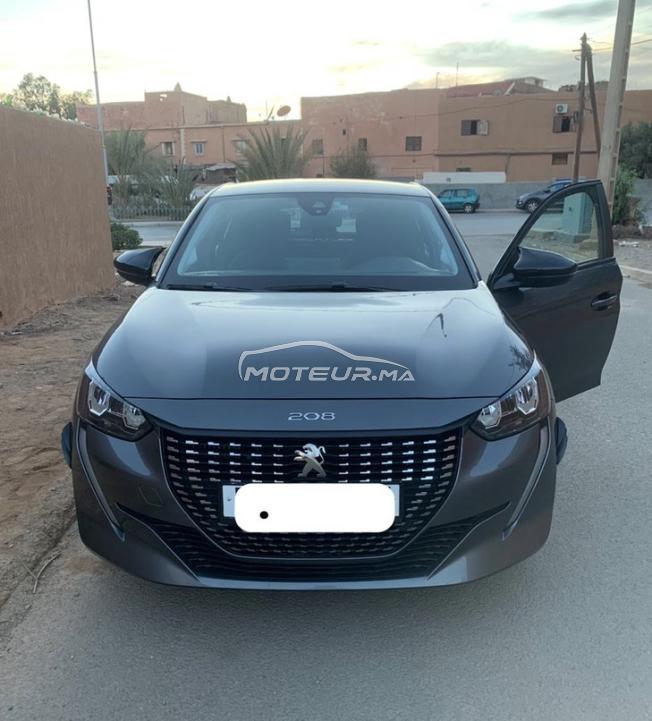 بيجو208جيدة جذا شبه جذيدة