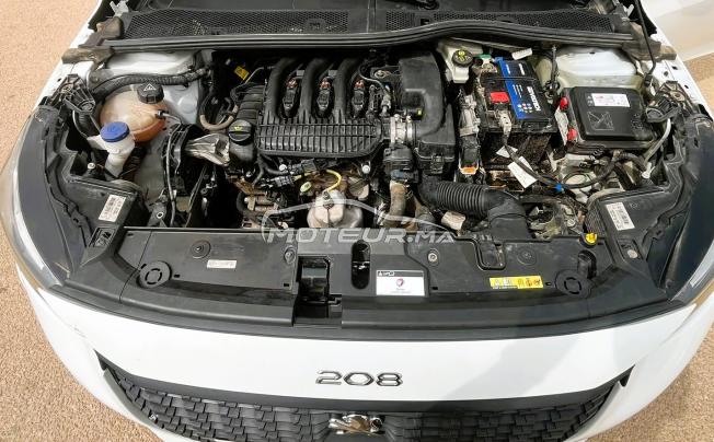 Peugeot 208 essence 2023 manuelle HYPER PROPRE